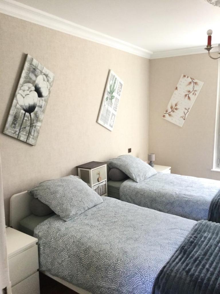 Couleur Framboise Appartement Longwy Buitenkant foto