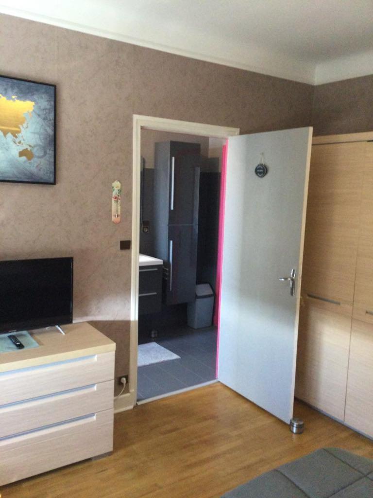 Couleur Framboise Appartement Longwy Buitenkant foto